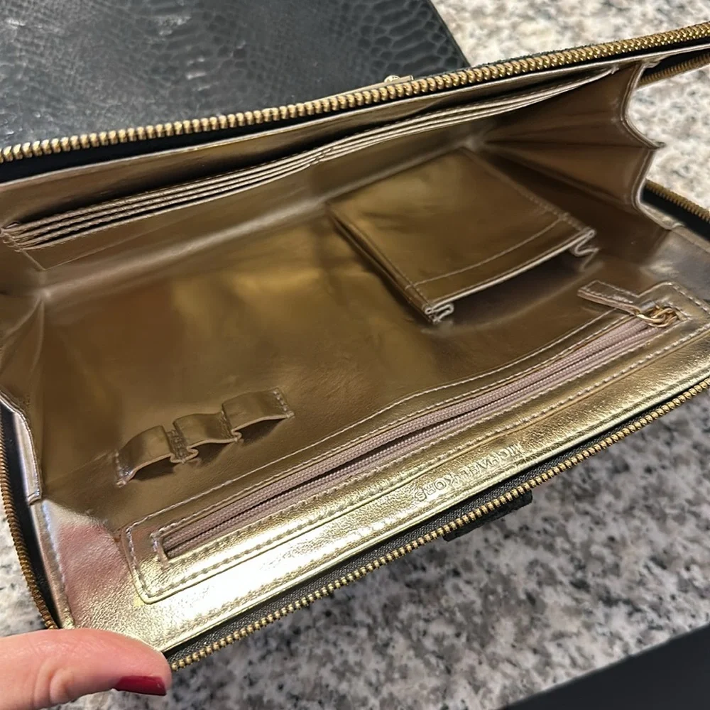 Michael Kors IPad Padfolio